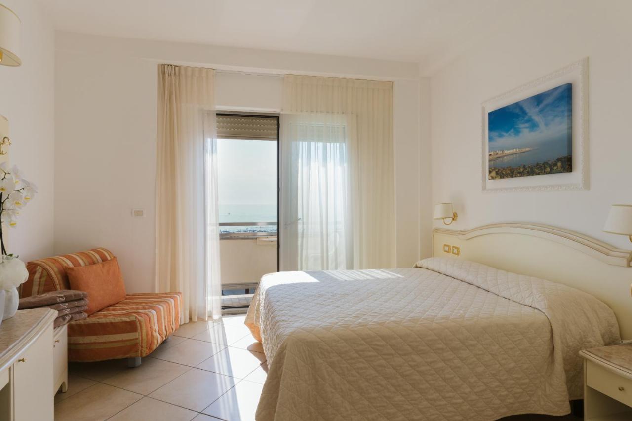 Hotel Acapulco Milano Marittima Kültér fotó